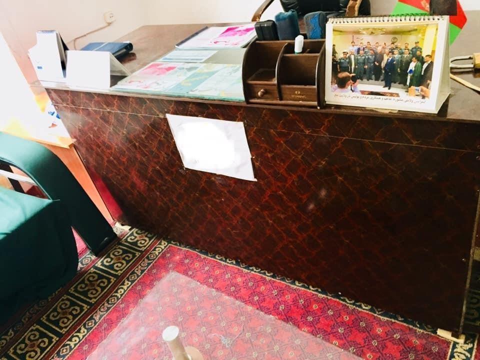 فرنیچر-و-اجناس-اداری