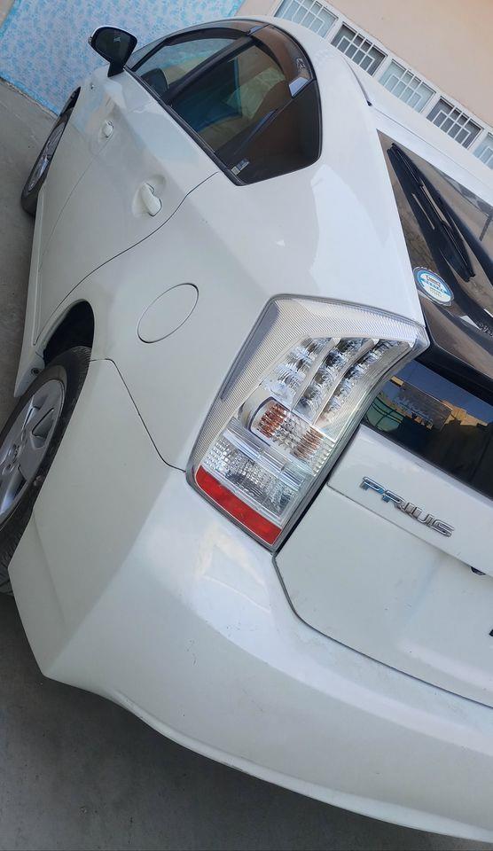 -Prius-Hybrid-فریس-هایبرډ-