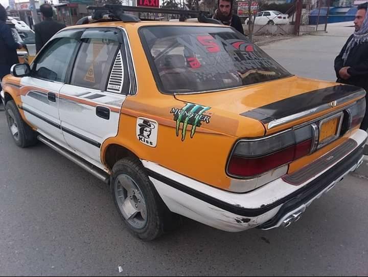 کرولای-تکسی