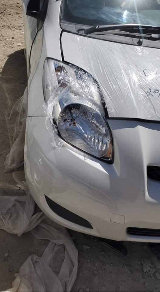 Vitz-2010-پوخ-0-موټر-نواریده-پل-ویټ-رنګ