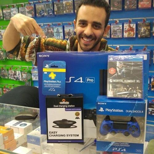barakat play Station 4 Pro 1TB Console with 5games