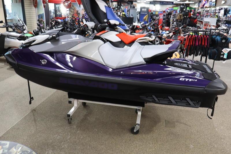 2025-Sea-Doo-GTI--SE-130-iBR4