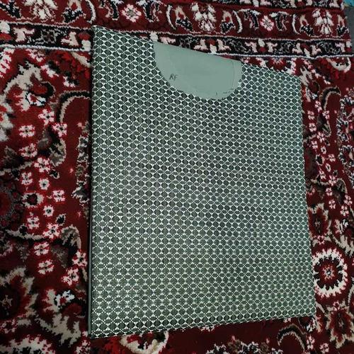 انتکه لاسی چارکونجه باډری غاړه خام هلی رنګ