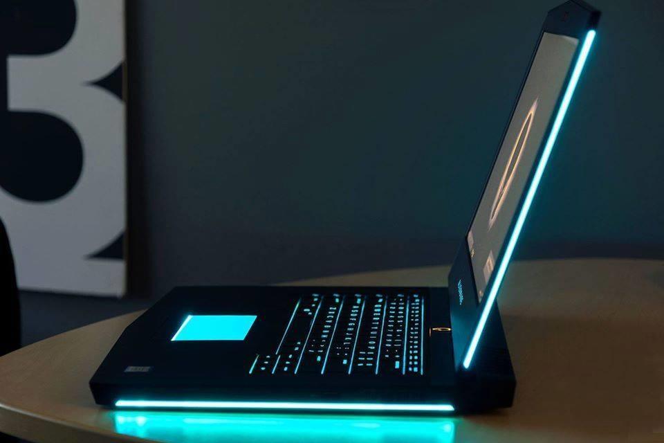 DELL-Alienware-15-R3-Gaming-Laptop