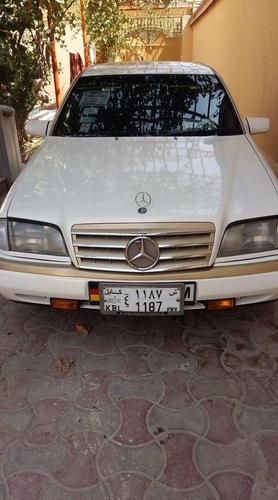 فروش عاجل یک عراده بنز جرمنی سفید صدفی اسناد پاک قیمت 4100 ب