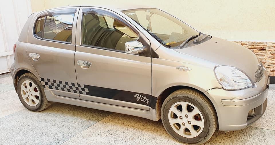 RS-Vitz-اراس-ویډز-2004