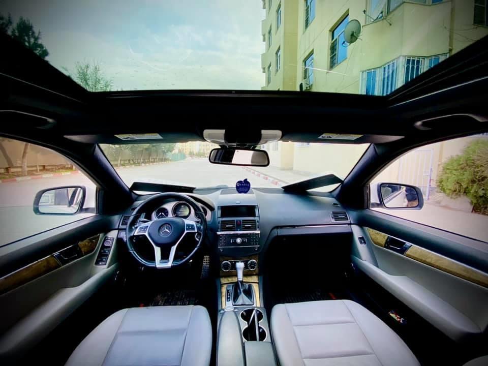 Mercedes-Benz-2008-c300-full-option
