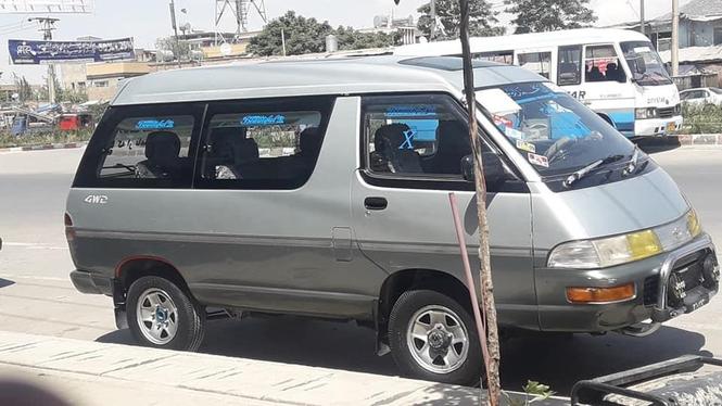 یک عراده موتر تونس مودل ۱۹۹۲ اسناد پاک بسیار ثابت بیدون تکر
