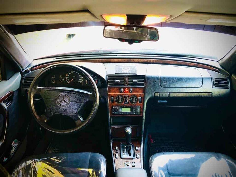 Mercedes-Benz-200-full-option