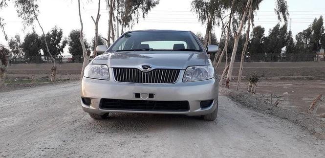 دخرڅ موټر لکسل کلډن رنګ غټ ماشین 1800Cc روغ ماډل 2005 ټیوی ک