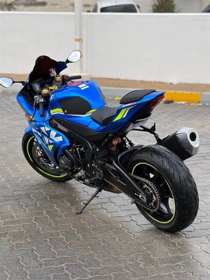 Hello-am-selling-my-2016-Suzuki-gsxr
