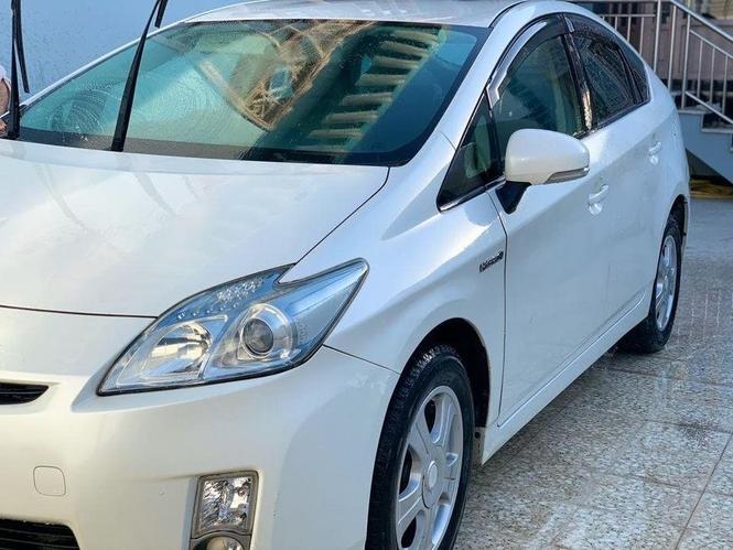 ناواریده پرویس موټر ماډل 2010 روغ غټ ماشین1800 cc