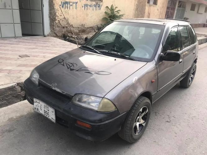 فروش عاجل سوزوکی سویفت سالون ، مودل ۱۹۹۱، رنگ فولادی، اتومات