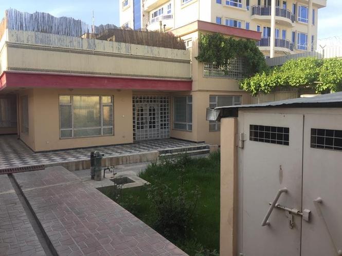 خانه كرايي>قلعه فتح الله House for Rent 5 Room