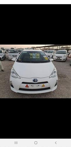 يوه عراده ايکوا مټرايبريډ رنګ سپين ماډل 2014