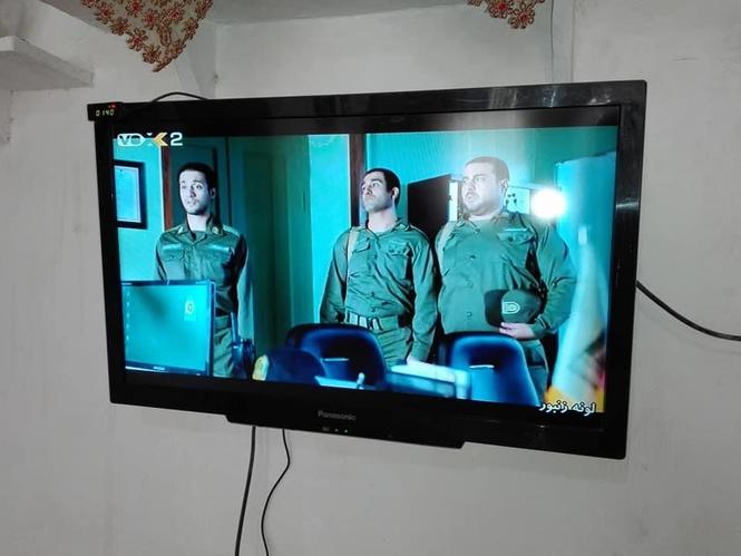 فروش یک عدد تلویزیونLCD 32 اینج با تصویر شفاف در حد نو و ا
