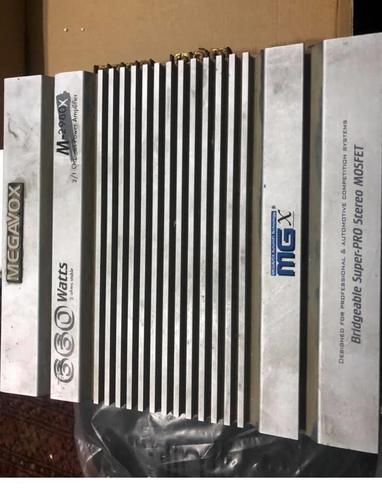 Amplifier 660 wat for car connect with speaker type an woffe