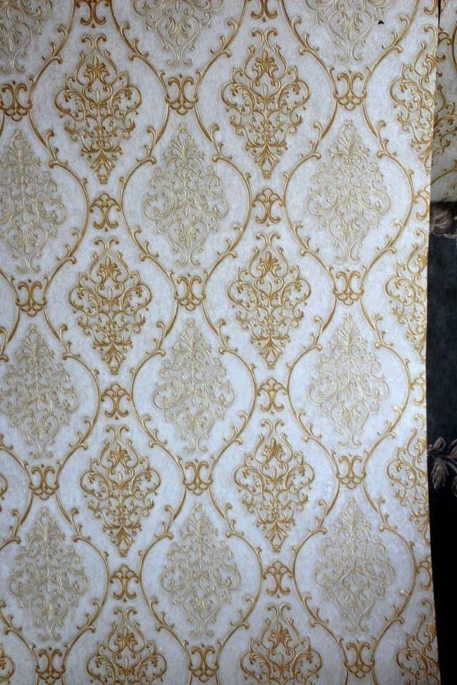 کاغذ-دیواری-های-سلطنتی
