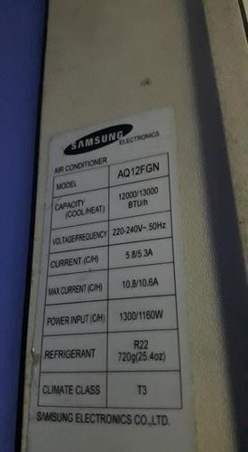 یک پایه ایرکندیشن