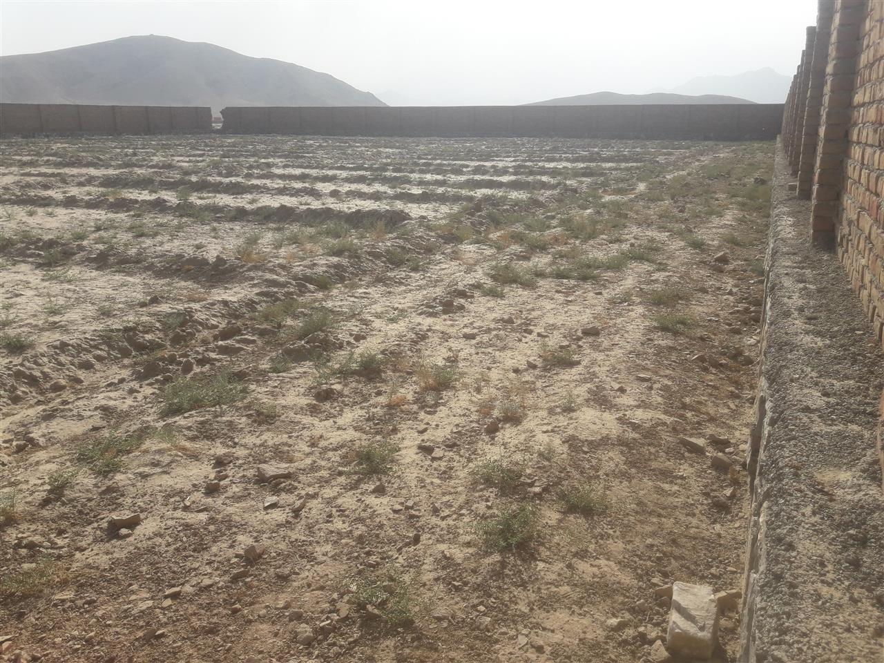 شش-نمره-زمین-چهار-دیواری-شده-گی-دست-بند-برای-فروش