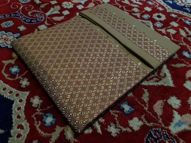 ښایسته لاسی غاړه راغلی ده