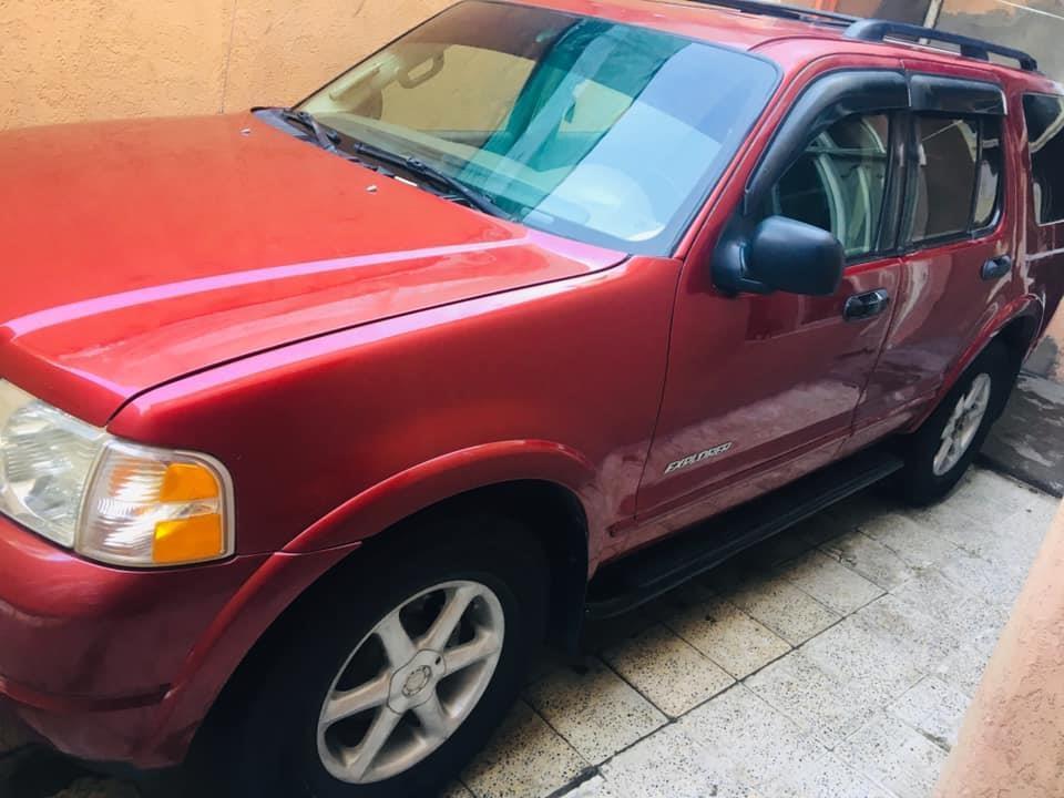 Ford-Exploer