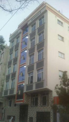 فروش یک باب اپاتمان تخت بام دار .007