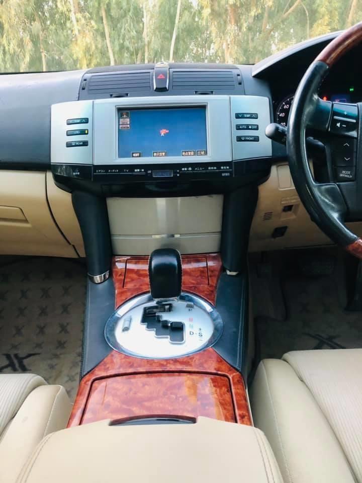 Toyota-Mark-X-250