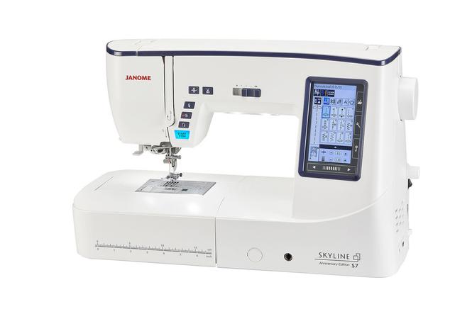 Janome Skyline S7