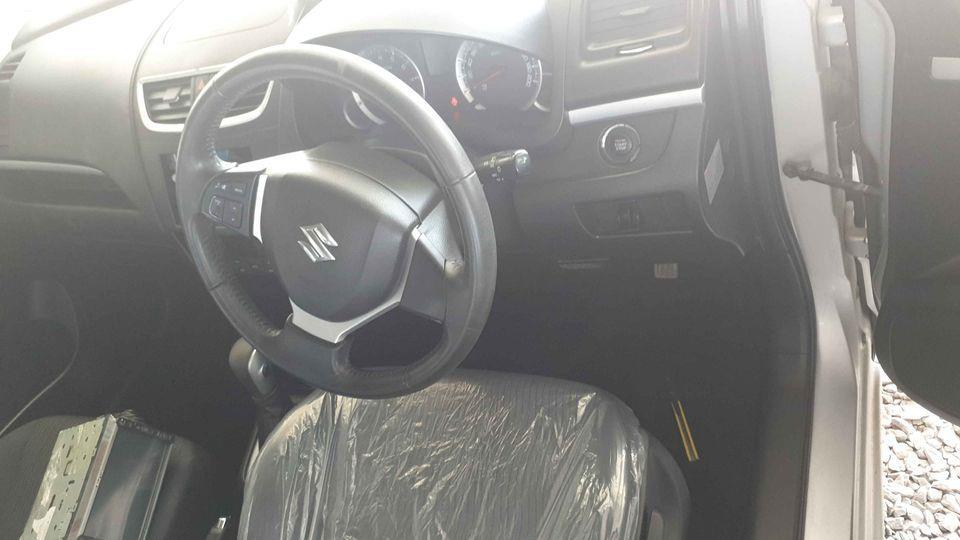 2011cc1300ناواريده