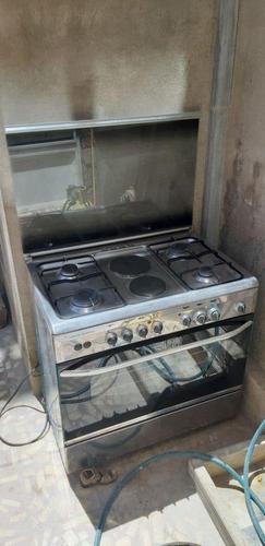 اجاغ گاز 4 شعله خیلی کم استفاده شده