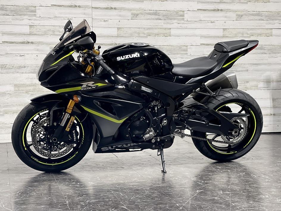 2023-Suzuki-gsx-R1000