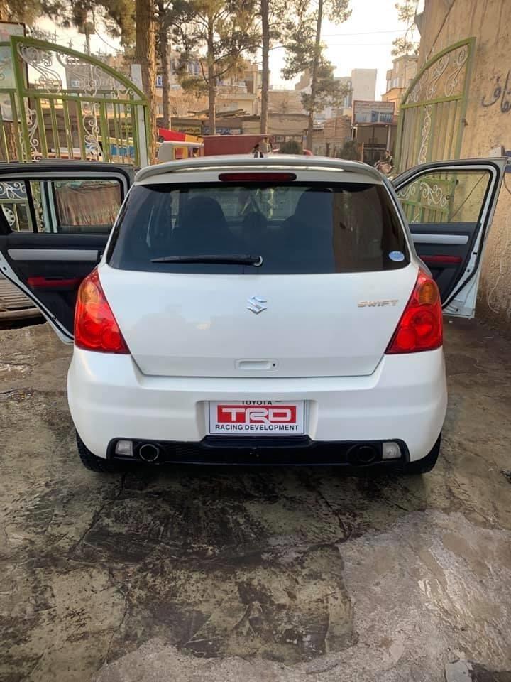سوزوکی-سویفت