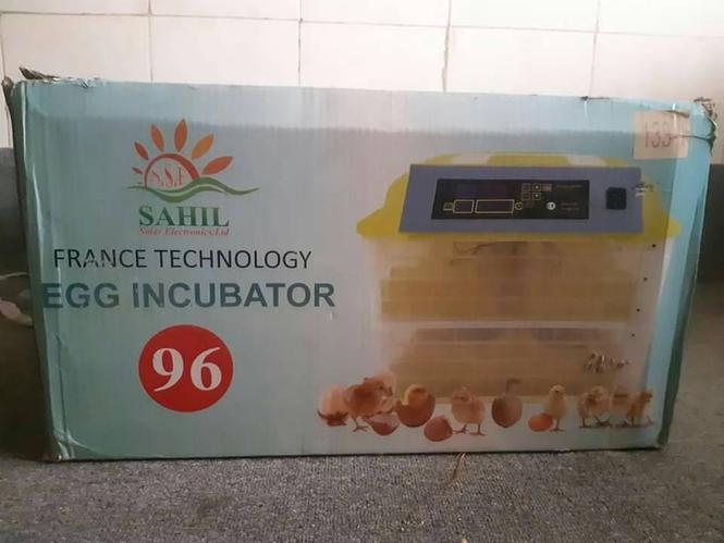 ماشین جوجه کشی سولری