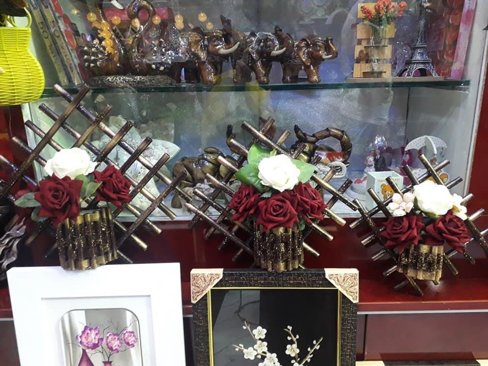 گلدان-های-دیواری-و-گچی
