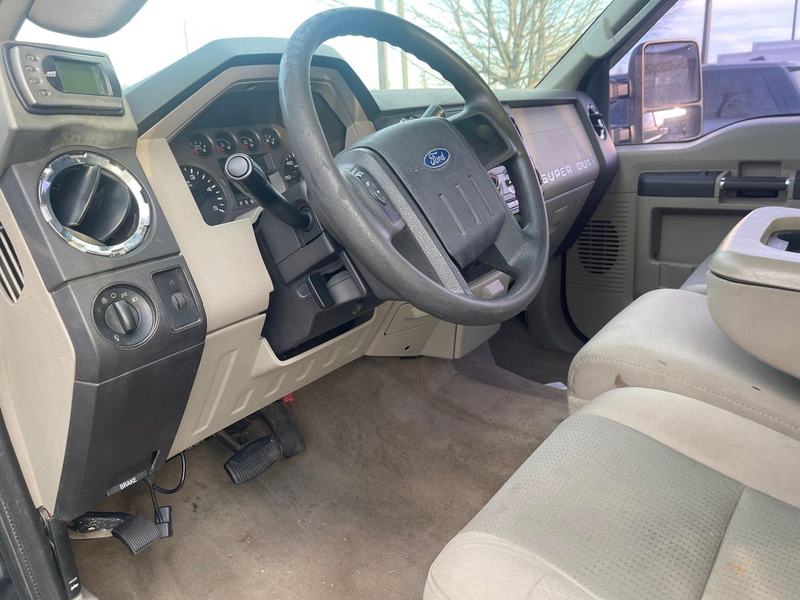 2008-Ford-F350-Super-Duty