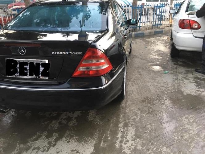 فروش یک عراده بنز ۲۰۰۵ مکتوب بالای ترفیک کابل