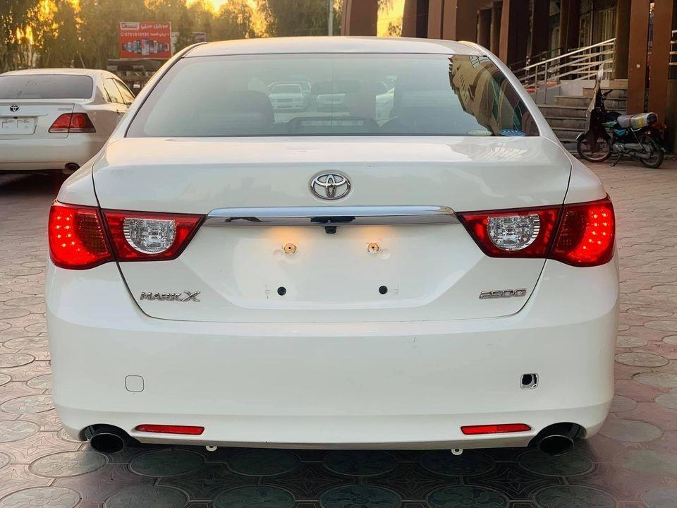 Toyota-Mark-X