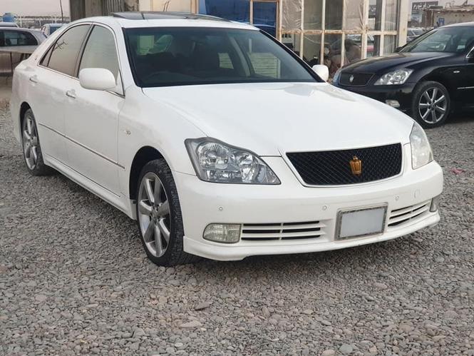 Crown 2006 model pal whaite rang 3000 cc sandroof dara 07003