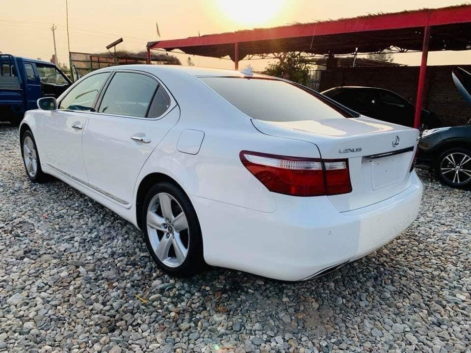 Lexus