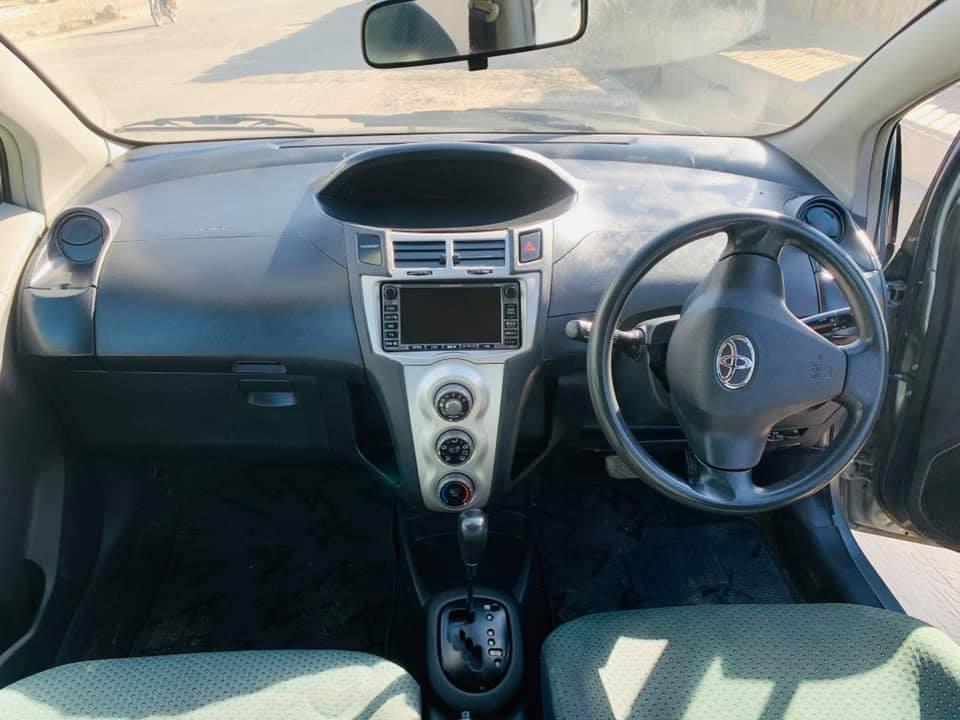Vitz-2006