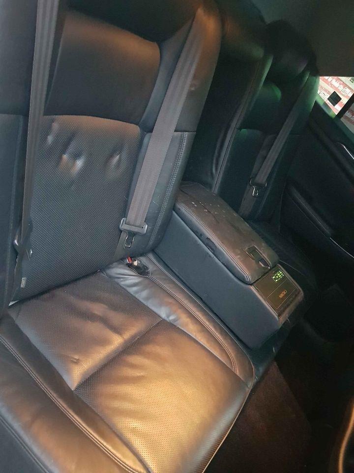 Toyota-Crown
