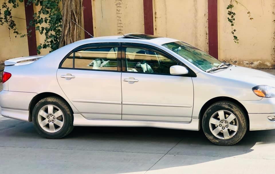 Toyota-corlla-2005