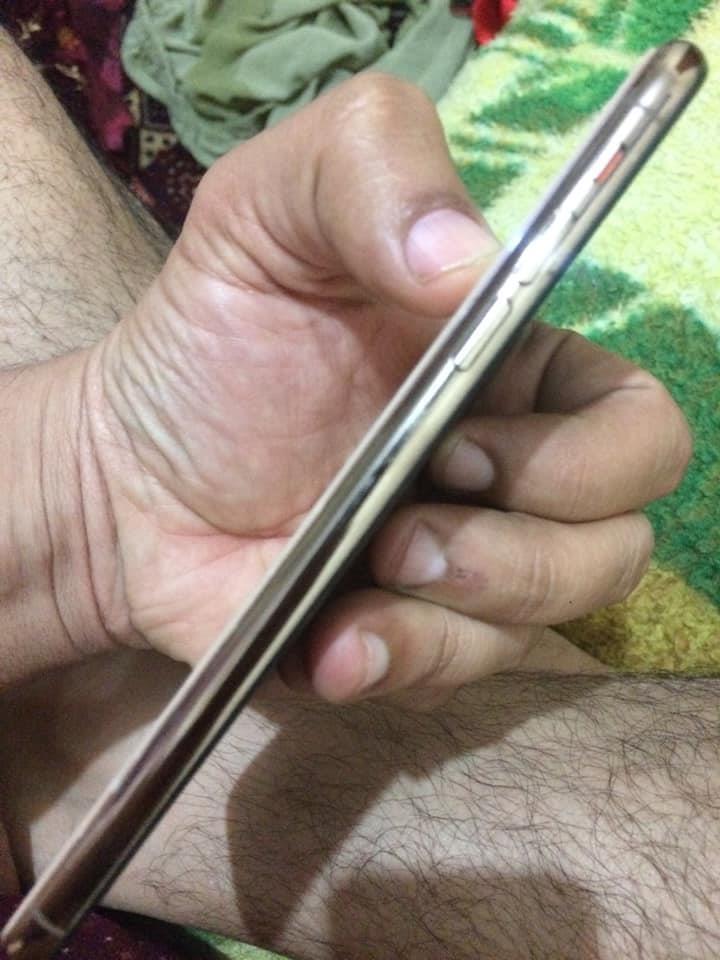 I-phone-xs-max-2-sim-64-gb