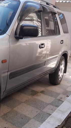 یو عرده موتر کمک لری پطرول دئ قیمت 2200ڈالر تماس 0700337185