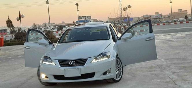 LEXUS 2006 modal nawareida ap whiet rang v6 2500 CC sandrow
