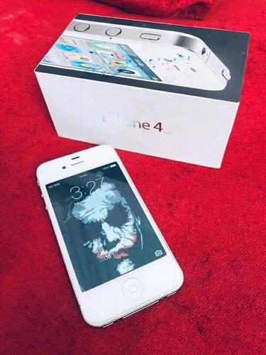 iPhone 4, 32 GB تبدیل با گلکسی S4 .... 0798885160