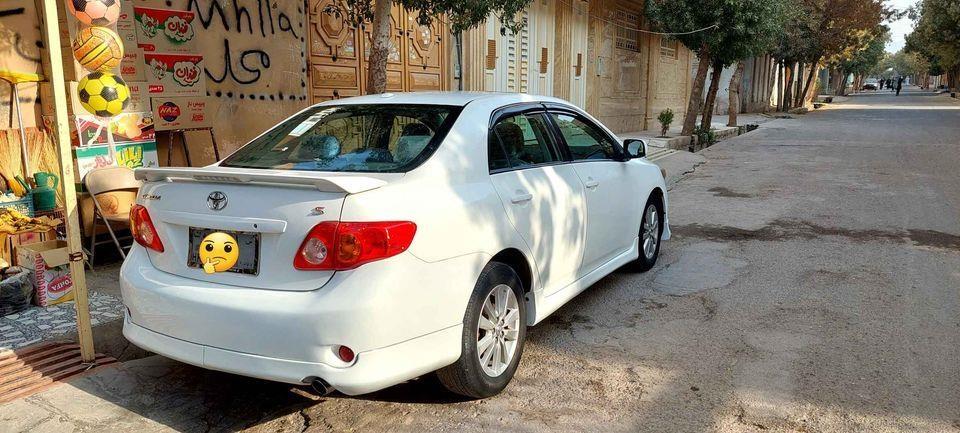 تویوتا-کرولا-2010