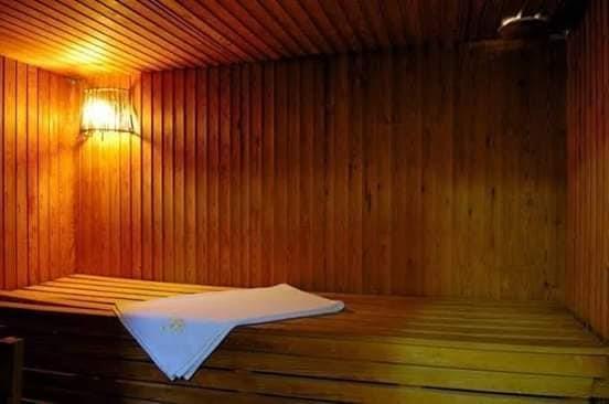 سونای منزل تعداد محدود است بشتابید درب منزل شما ب